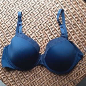 Warners underwire lightly padded bra 36C